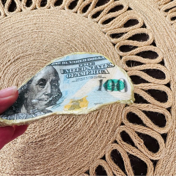 Glossy Benjamin Cash Money Hundred Dollar Bill Decoupage Oyster Shell Trinket - Picture 5 of 7